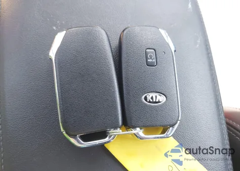 2021 Kia K5 Gt-Line из США, поврежденный, VIN 5XXG64J21MG077890